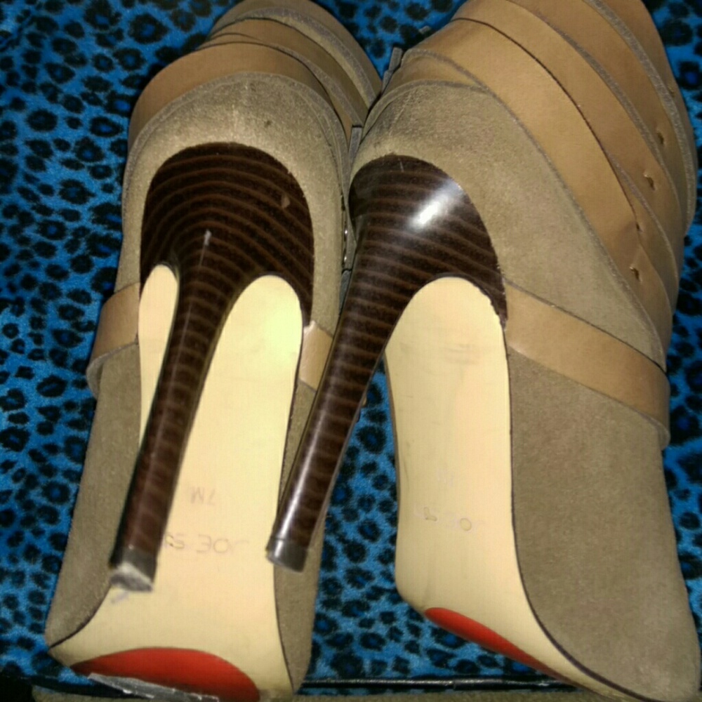 Killer pair of Joe's leather booties sz 7 - Picture 5 of 7